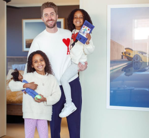 The dark-skinned model got married to a blue-eyed blonde: Now they have incredibly beautiful children